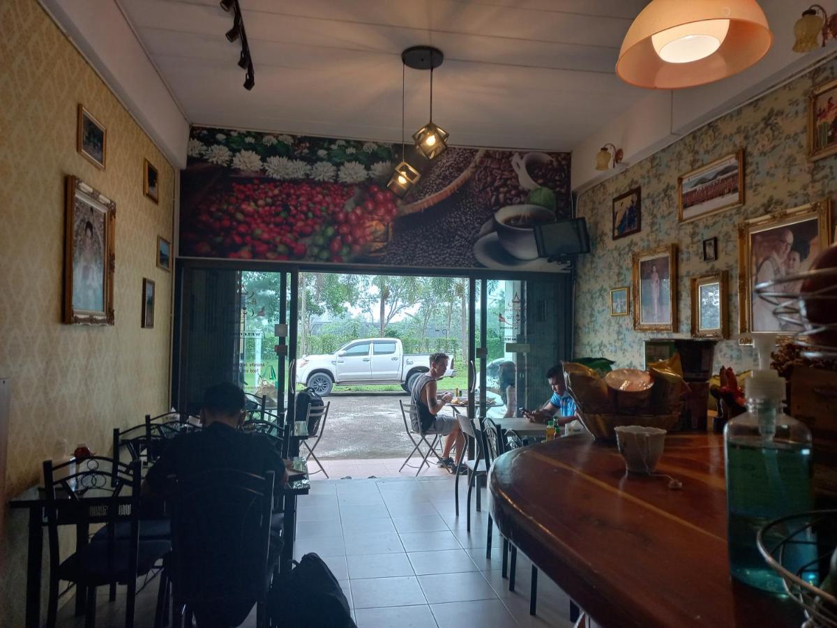 Amaretto Hostel Surat Thani Exterior foto