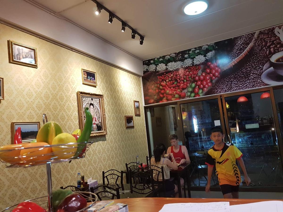 Amaretto Hostel Surat Thani Exterior foto